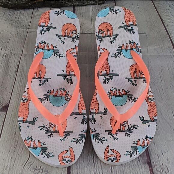 Cute Sloth Pattern Flip Flops - Size 9/10 - Picture 3 of 9